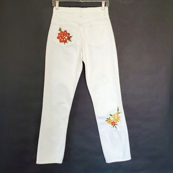 Reformation Cynthia High Rise Straight Jeans White Flora Embroidery NWT - Picture 11 of 14